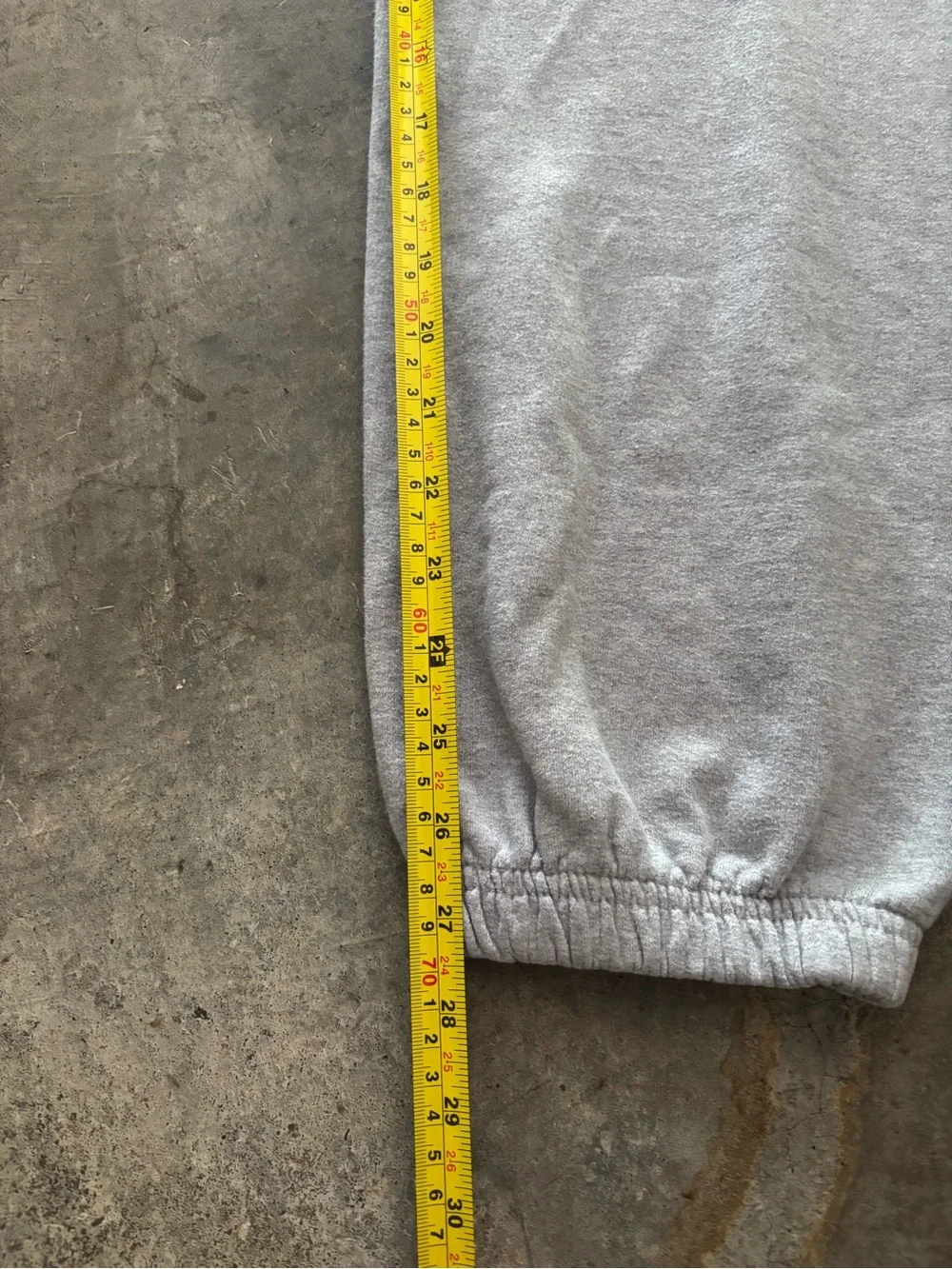 Grey Graphic Jogger Sweatpants sz Large
